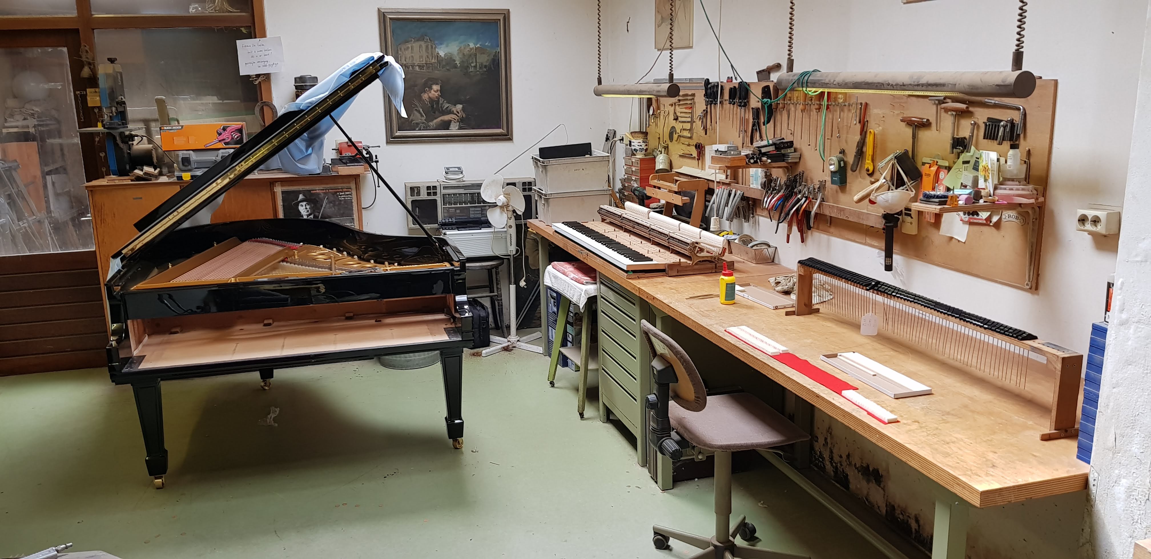 Geschiedenis • PIANOHANDEL DE LIEFDE